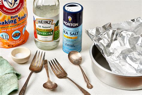 house cleaner to clean metal|cleaning metal with baking soda.